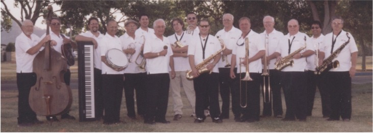 Desert Swing Group Photo 2004